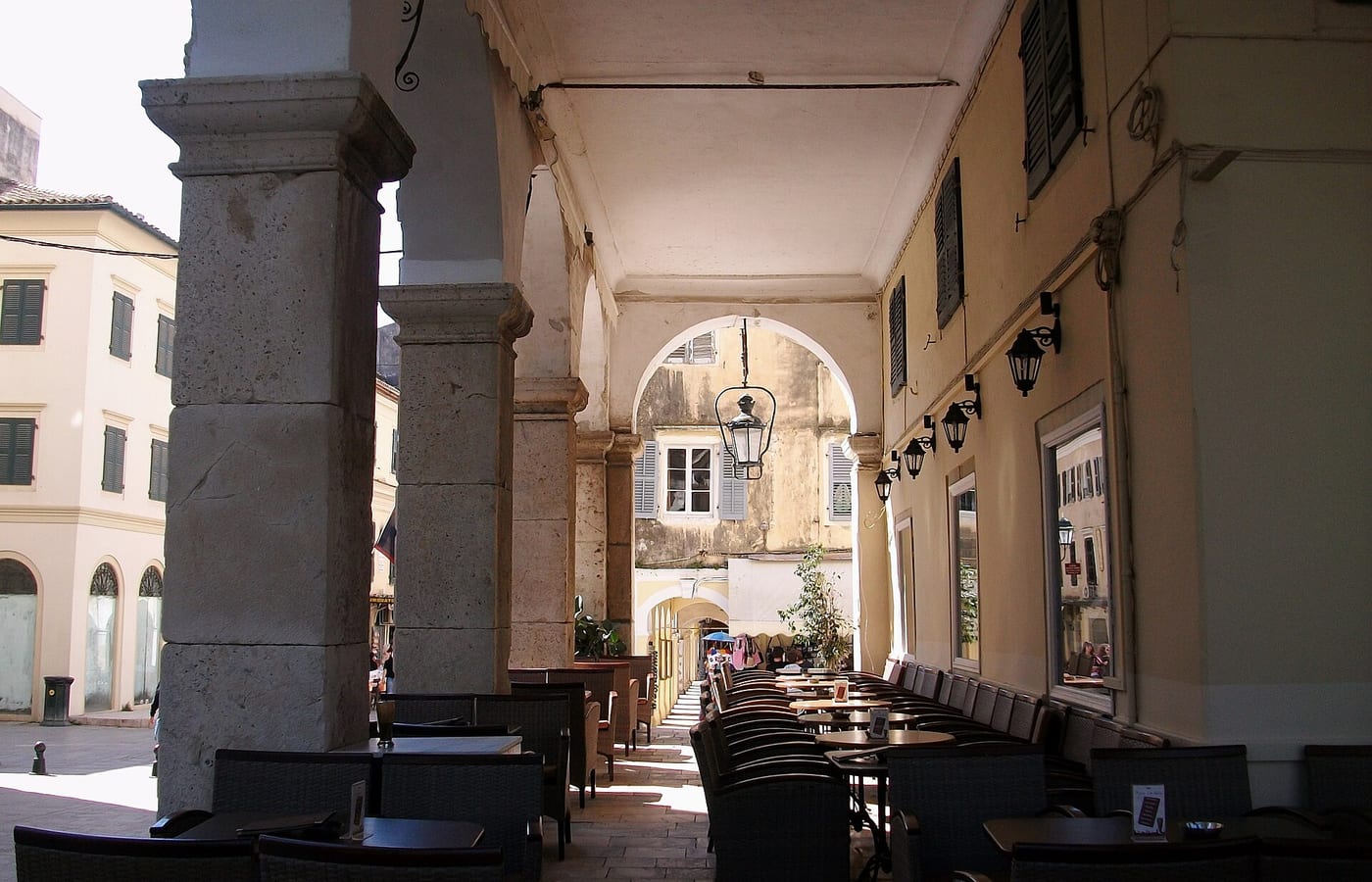 Liston и Corfu Old Town для первого островного city зона