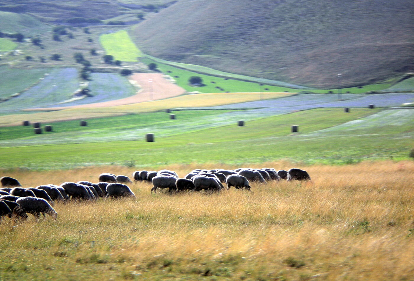 Sibillini Mountains для горного контраста