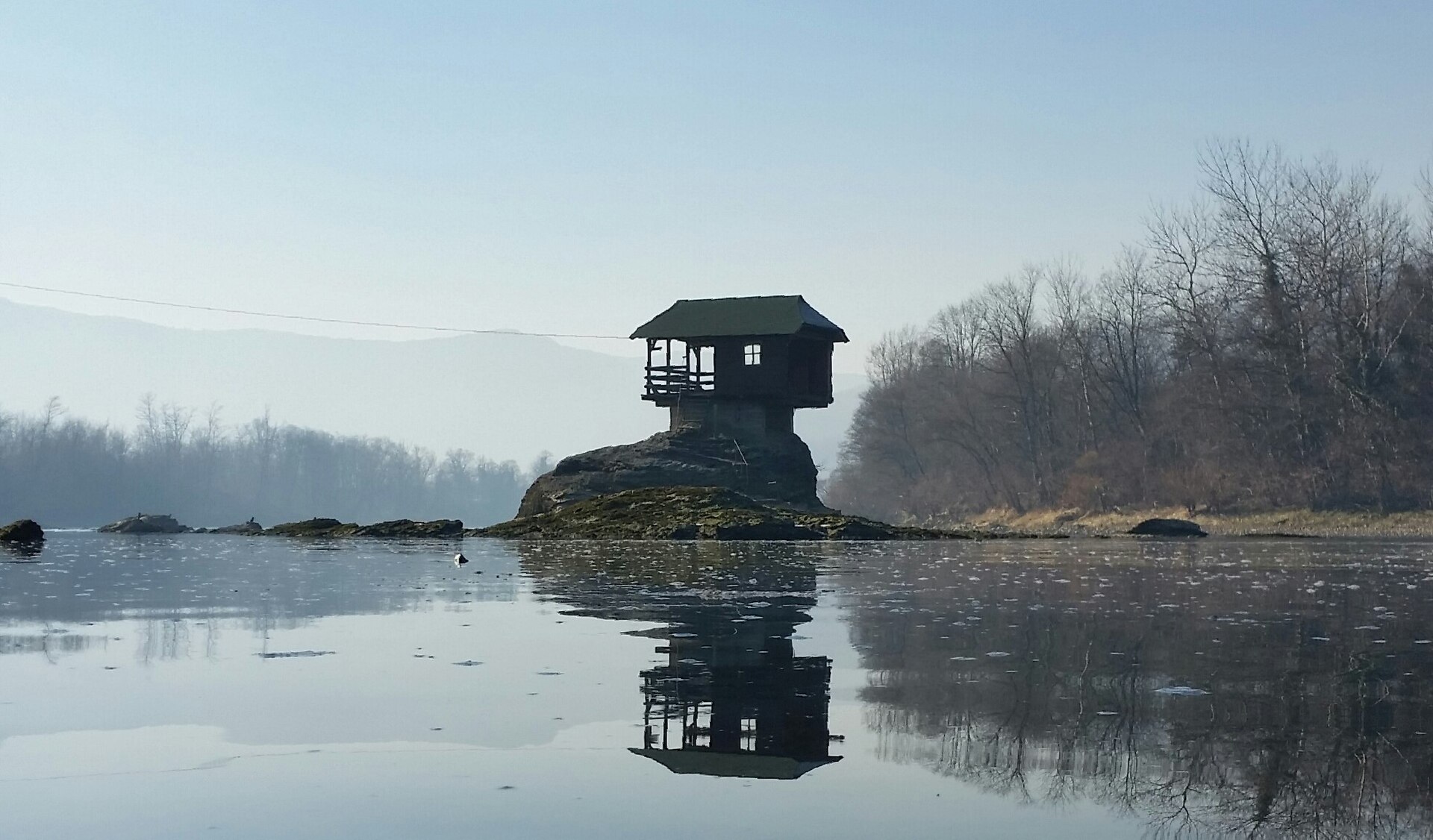 Drina River House, Сербия